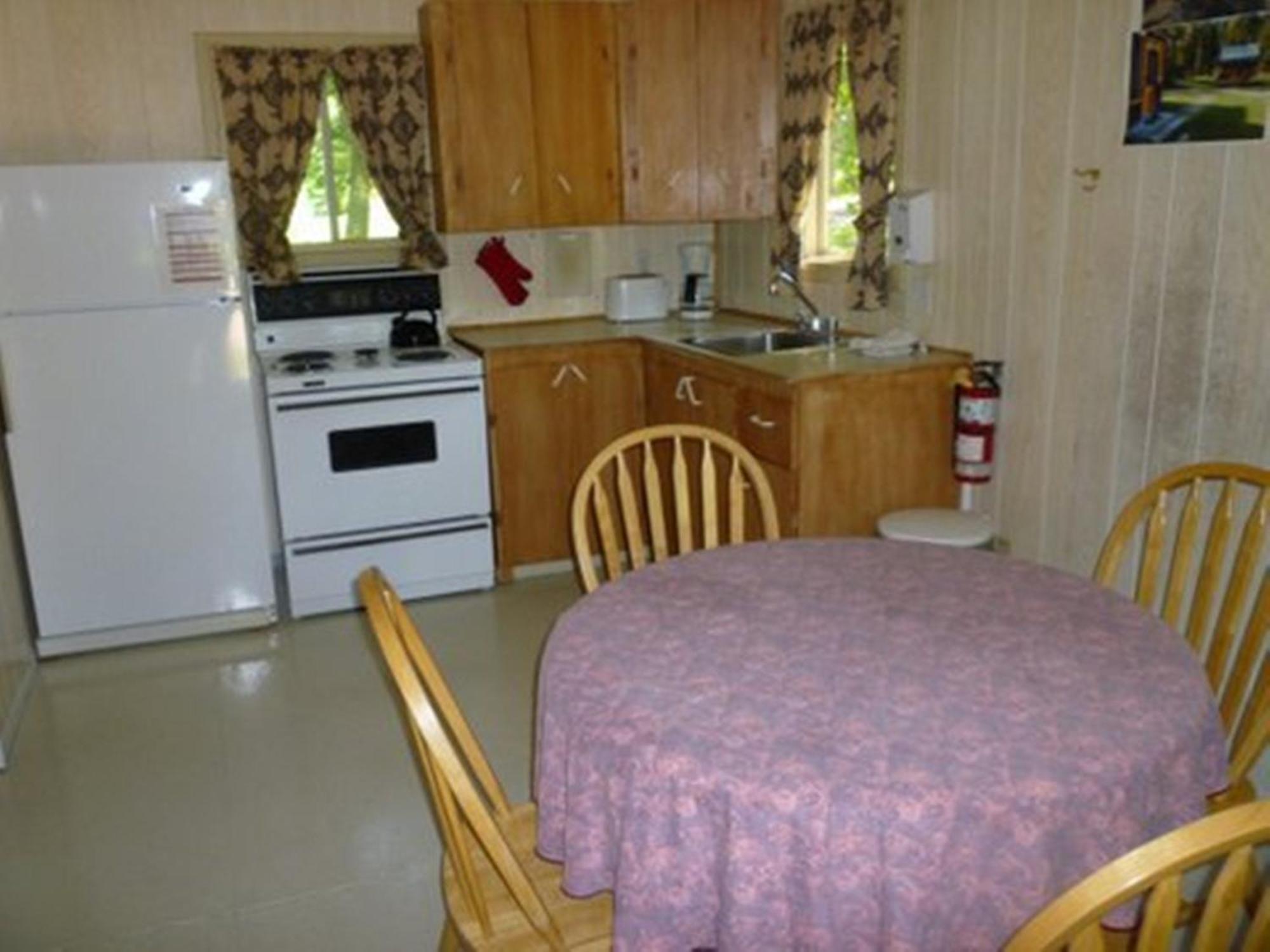 Riviere Petit Saguenay Villa Exterior foto