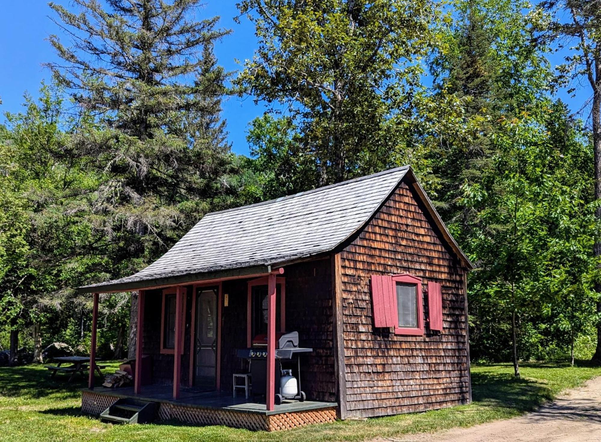 Riviere Petit Saguenay Villa Exterior foto